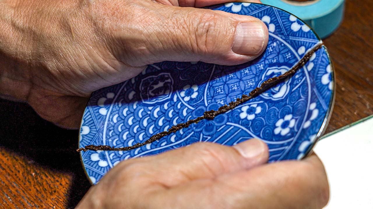 No,5 接着剤を塗ったものをしっかり合わせます。